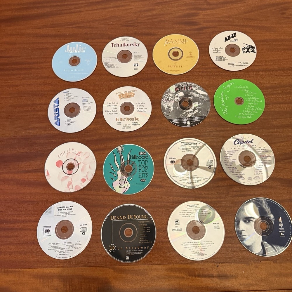 Lot 12 Music CDs Mixed Genres Kenny G Yanni Streisand‎ Sinatra Julie Andrews